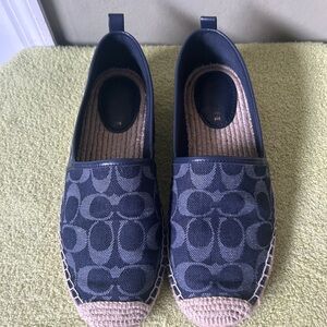 Coach Collin’s Women’s Navy and Beige CC Logo Espadrilles Sz 9